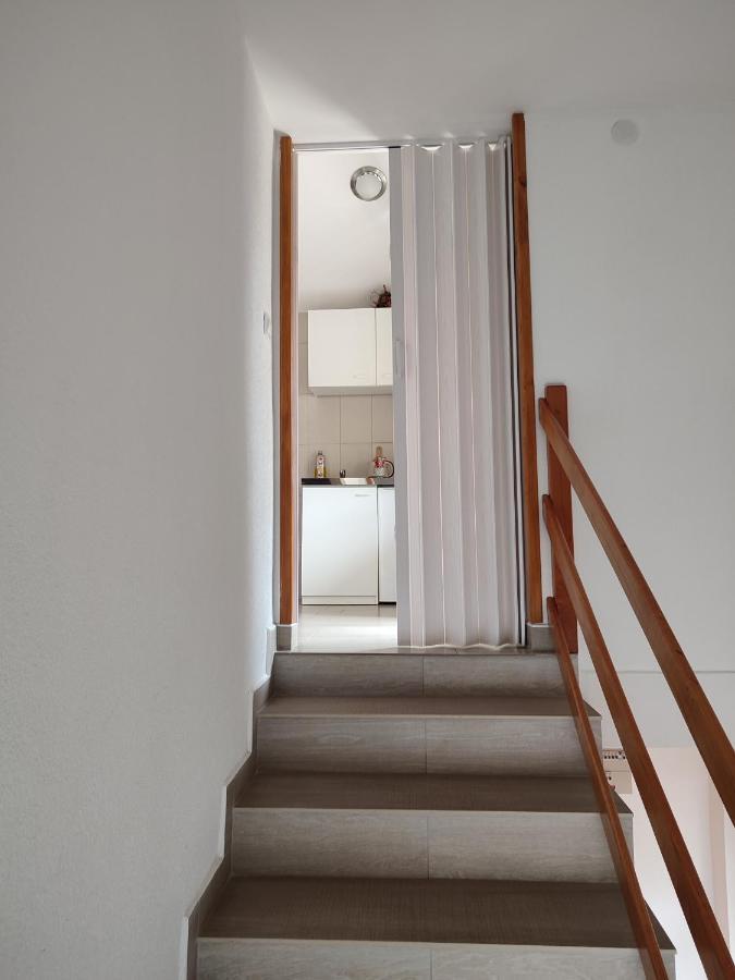 קורניצה Guest House Josipovic מראה חיצוני תמונה