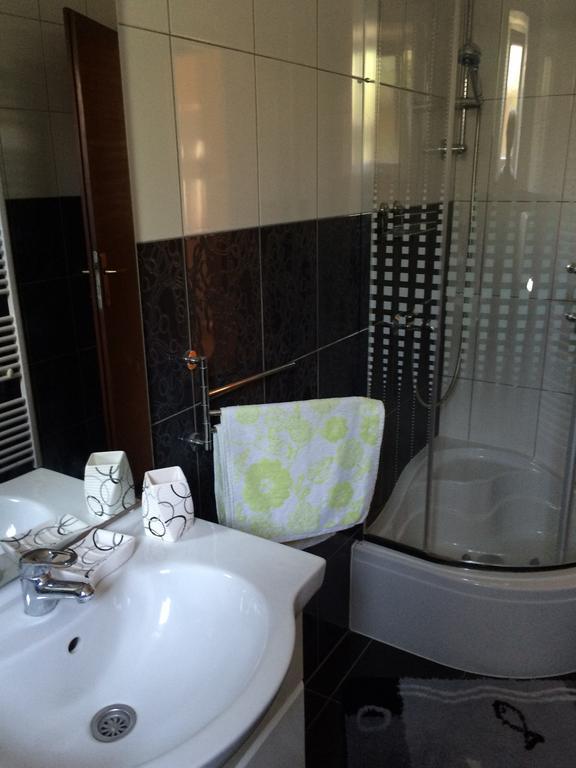 קורניצה Guest House Josipovic מראה חיצוני תמונה